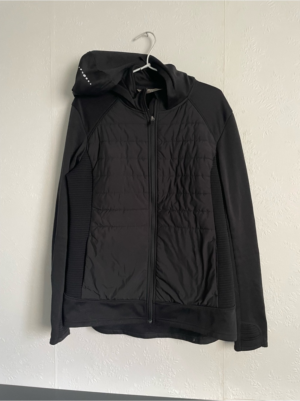 🎁 3/$30 Woman’s Tuff Athletics Black Hooded Quilted Jacket - Lightweight Zip-Up
